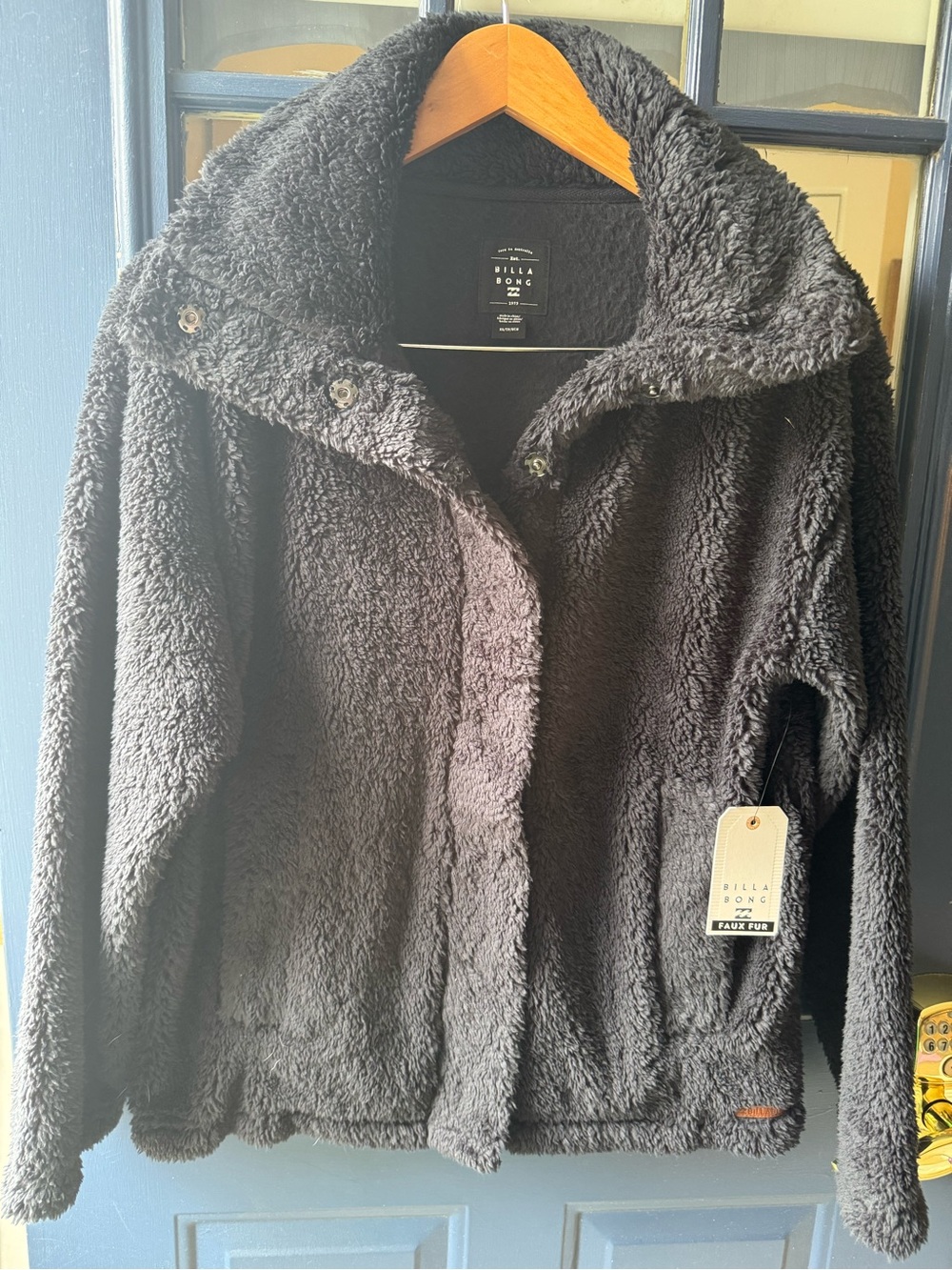 Billabong Women's Black Plush Teddy Jacket
